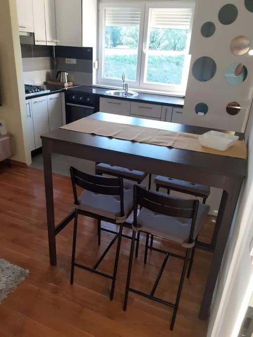 Apartman Arena-Velesajam Vito Zagreb Ngoại thất bức ảnh